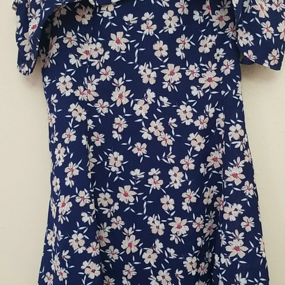 Lulu's Catching Glances Off The Shoulder Floral Print Dress XS